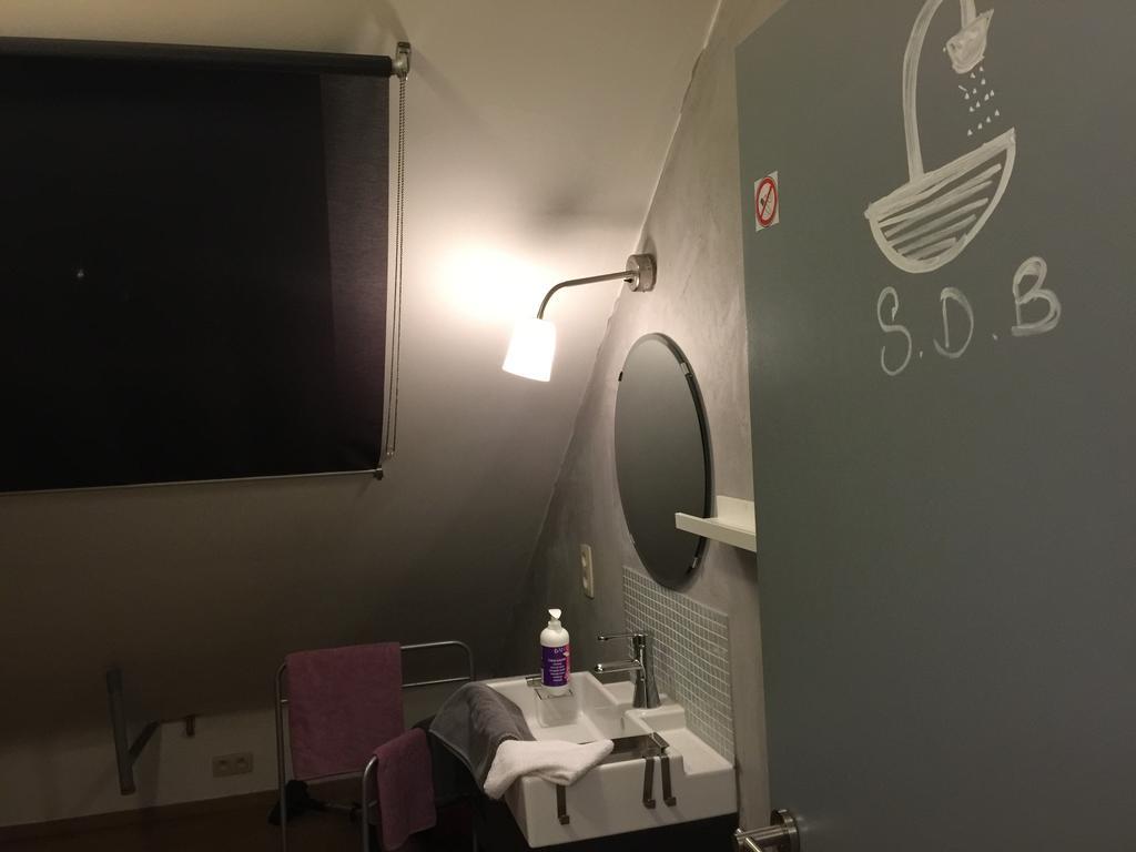 Les Gites Du Pays De Charleroi Room photo